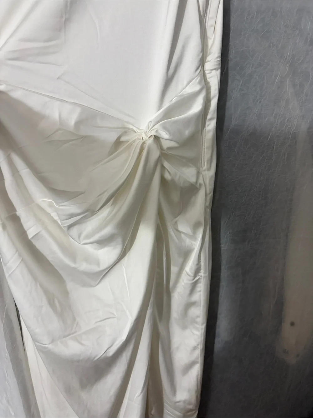 Abercrombie & Fitch White Sleeveless Knot-Detail Maxi Dress